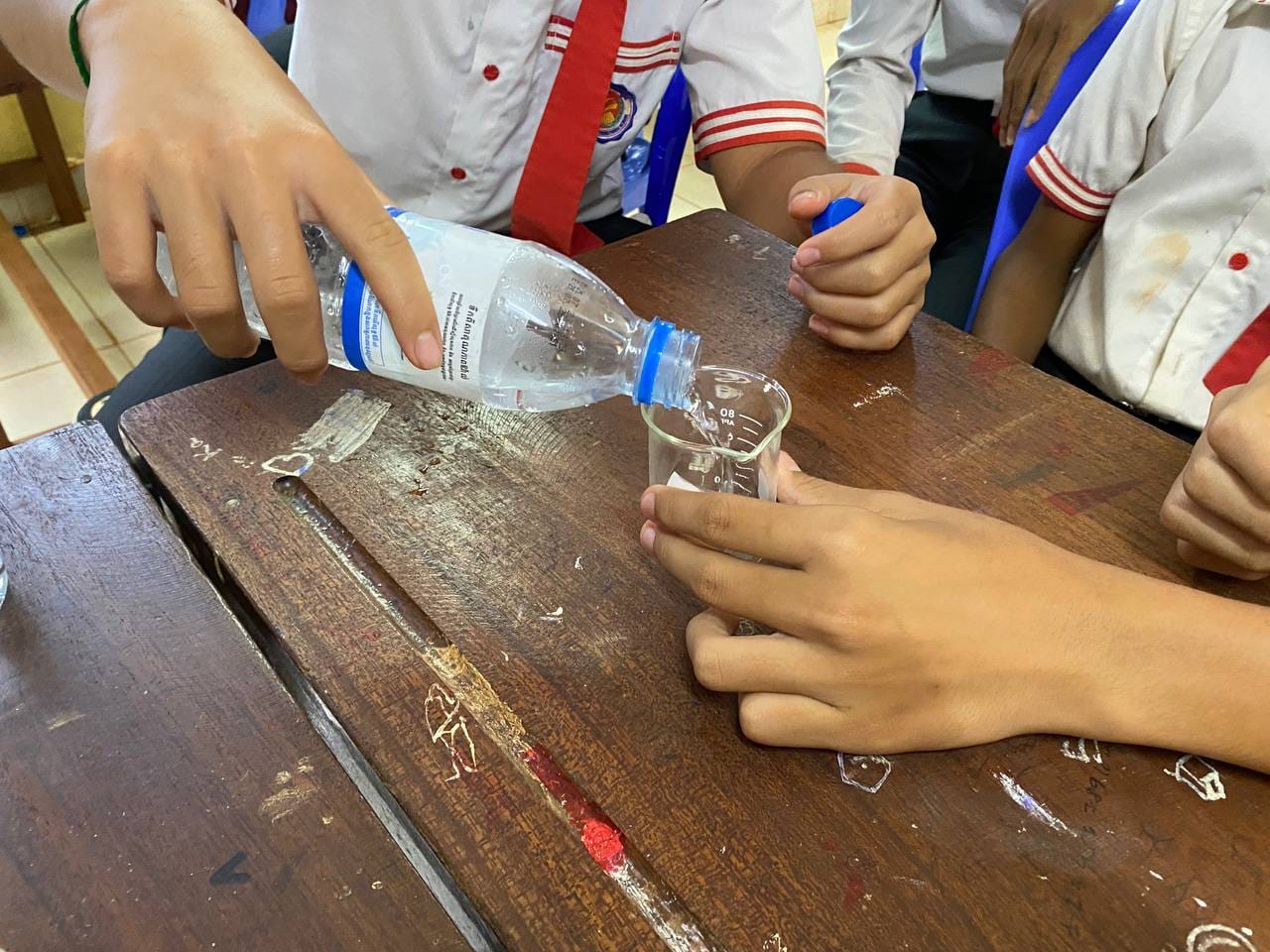 សកម្មភាពពិសោធន៍ថ្នាក់វិទ្យាល័យ